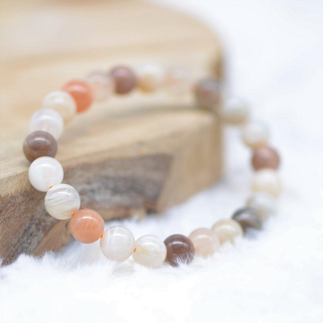 Bracelet "Féminité" en Pierre de Lune Multicolor - lespierresdubienetre