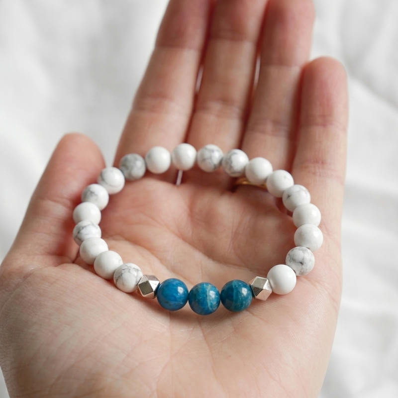 Bracelet "Minceur" En Apatite et Howlite