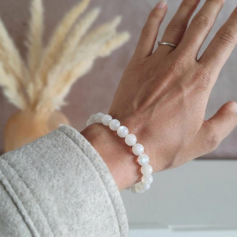 Bracelet "Féminité" en Pierre de Lune